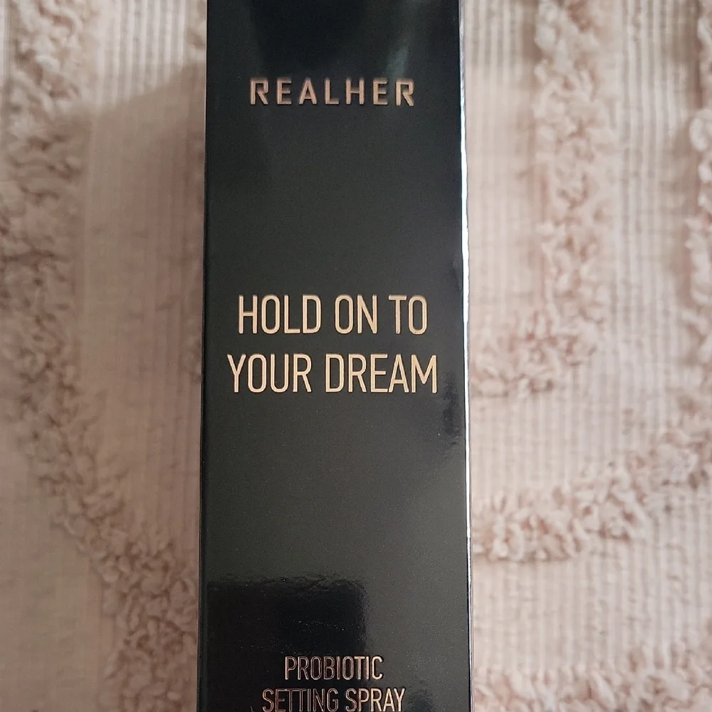 REALHER Probiotic Setting Spray - Black‎